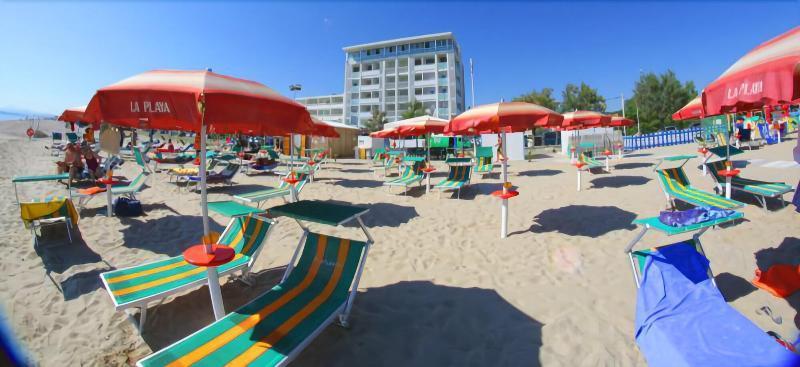 Hotel Atlantic Сенигаллия Экстерьер фото